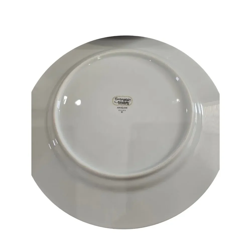 Set of 4 Noritake Contemporary AVALON PATTERN Dinner Plates